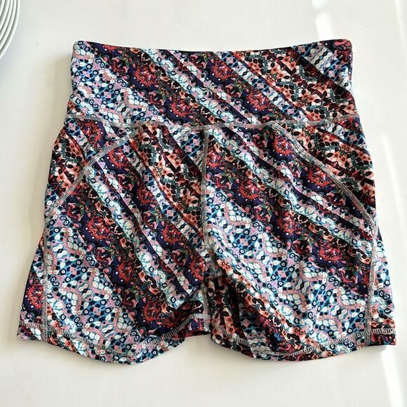Athleta Floral Shorts Size Small - Picture 6 of 9